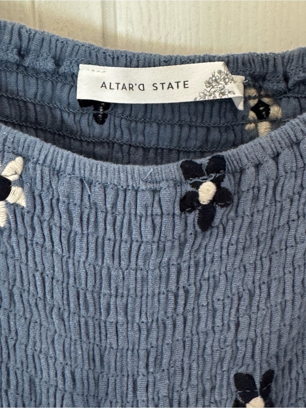 Altar'd State Sky Blue SquareNeck Embroidered Peasant Top babydoll size m - Picture 3 of 7